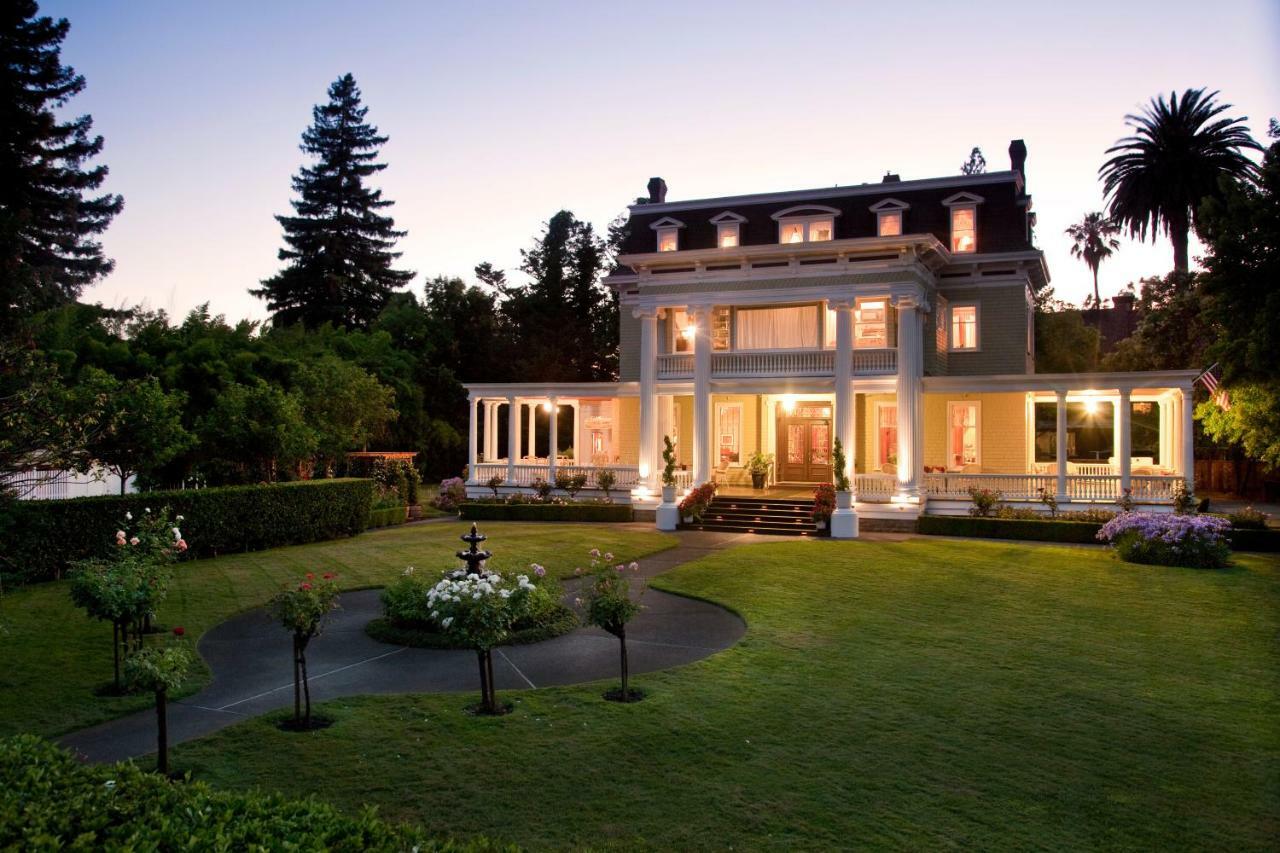 نابا، كاليفورنيا Churchill Manor المظهر الخارجي الصورة